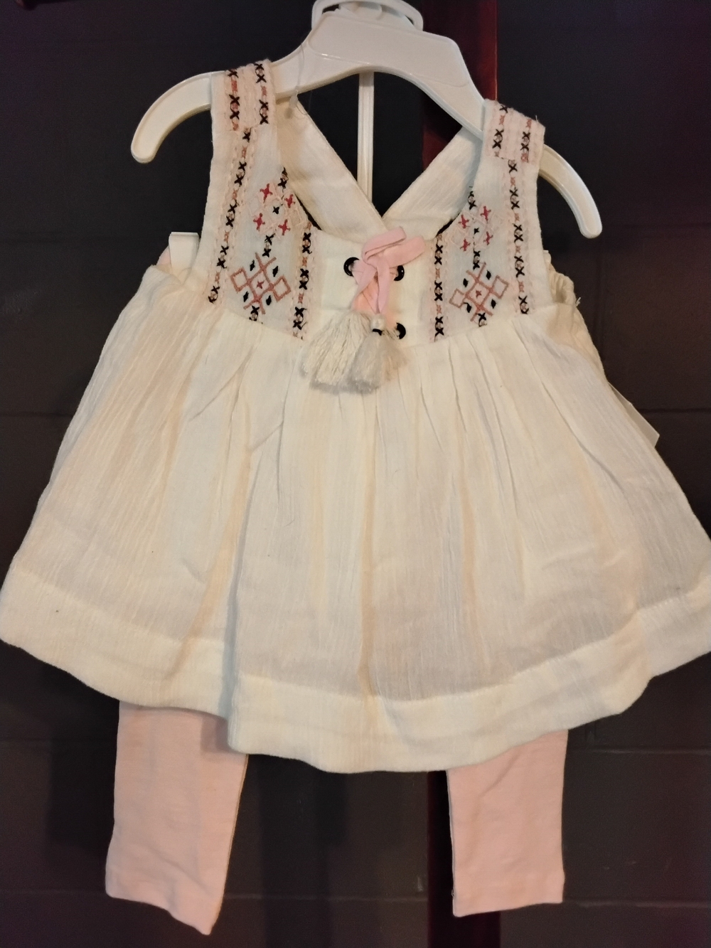 Shabby Chic Cream Textured Fabric Top with Gold Logo Tag